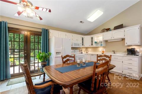 1801 Mullis Rd, Monroe, NC 28112 photo 8