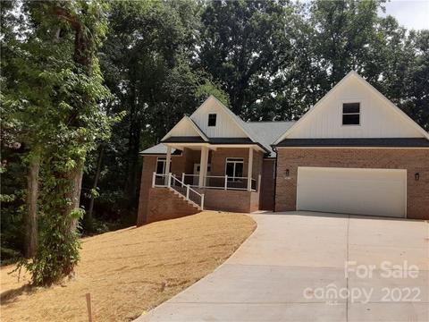 502 6th Ave NE, Conover, NC 28613 photo 2