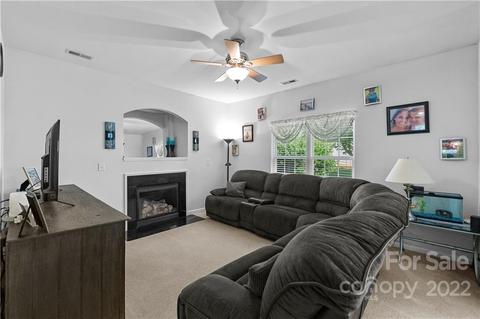 9432 Glenashley Dr, Cornelius, NC 28031 photo 3