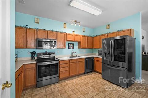 9432 Glenashley Dr, Cornelius, NC 28031 photo 16
