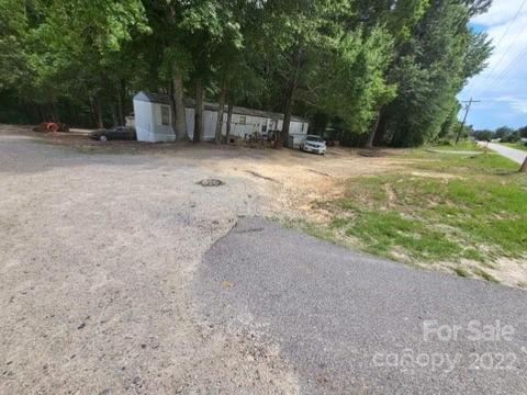 2013 Evans Dr, Lancaster, SC 29720 photo 1