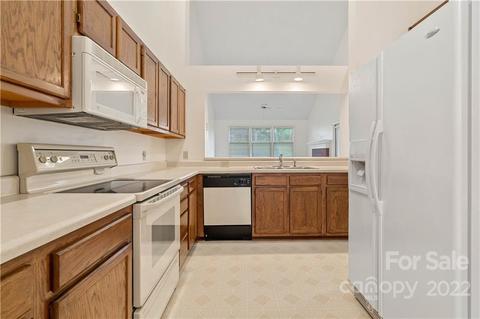 19919 Oak Leaf Cir, Cornelius, NC 28031 photo 12