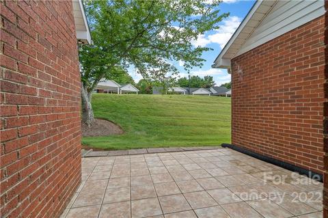 19919 Oak Leaf Cir, Cornelius, NC 28031 photo 23