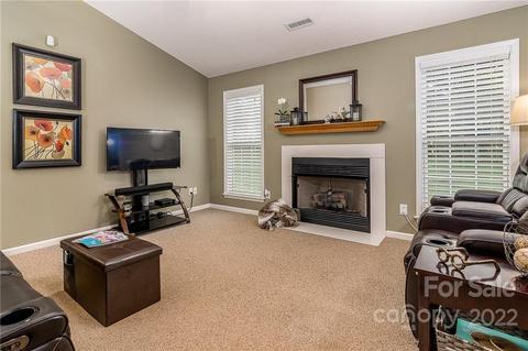 314 Golf Course Rd, Morganton, NC 28655 photo 8
