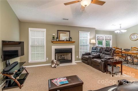 314 Golf Course Rd, Morganton, NC 28655 photo 7