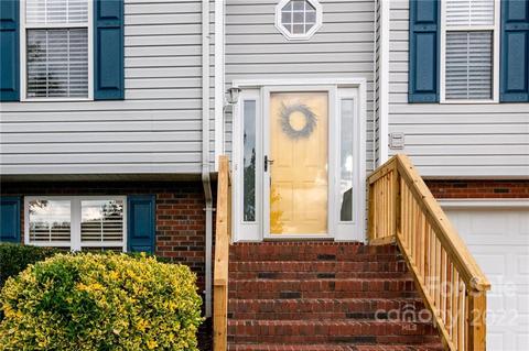 314 Golf Course Rd, Morganton, NC 28655 photo 3