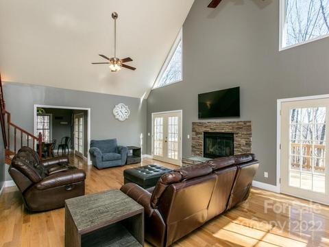 32 Boxturtle Rd, Candler, NC 28715 photo 5