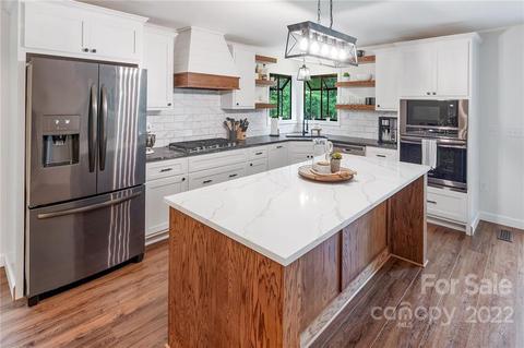 7880 Falling Brook Ln, Vale, NC 28168 photo 9