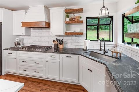 7880 Falling Brook Ln, Vale, NC 28168 photo 6