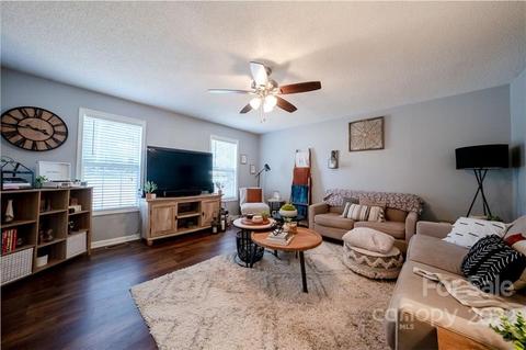 415 Easy St, Concord, NC 28027 photo 3
