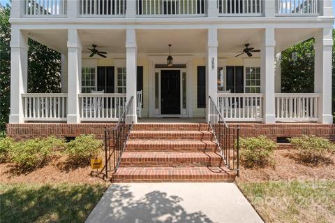 389 Third Baxter St, Fort Mill, SC 29708 photo 2