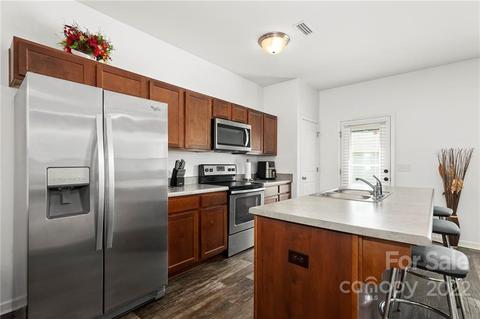 1081 Ramsgate Dr, Concord, NC 28025 photo 8