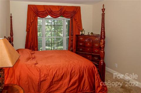 10 E Rambling Creek Dr, Tryon, NC 28782 photo 27