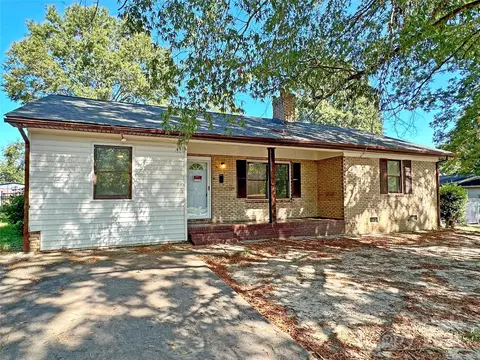 103 Bills Ave, Cherryville, NC 28021