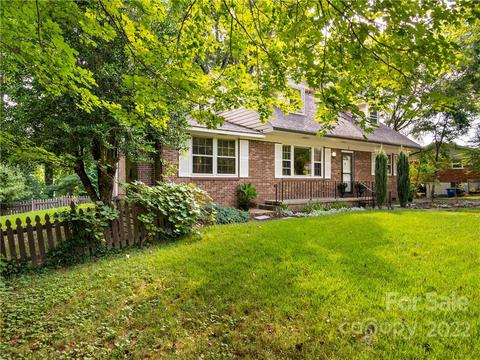 2 Summit Dr, Arden, NC 28704 photo 3