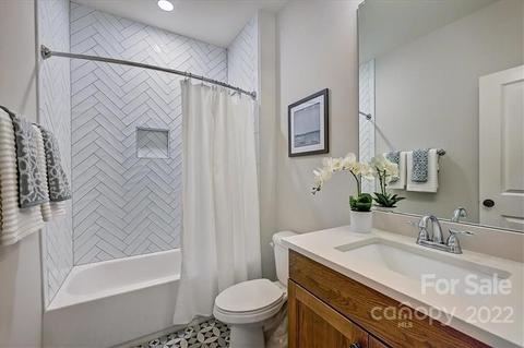 911 Millbrook Rd, Charlotte, NC 28211 photo 37
