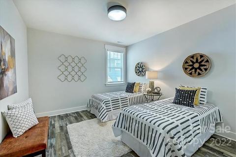 911 Millbrook Rd, Charlotte, NC 28211 photo 36