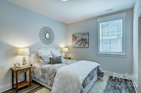 911 Millbrook Rd, Charlotte, NC 28211 photo 34