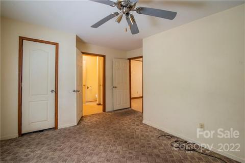 605 E 13th St, Kannapolis, NC 28083 photo 17