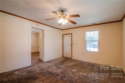 605 E 13th St, Kannapolis, NC 28083 photo 3