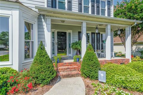 503 Blue Field Ln, Fort Mill, SC 29708 photo 2