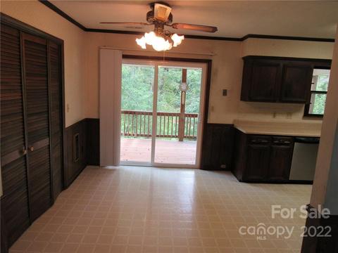 31 Ridgeline Rd, Clyde, NC 28721 photo 17
