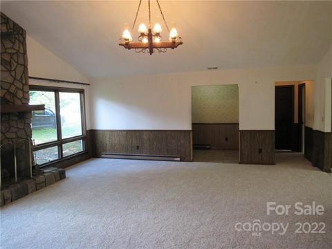 31 Ridgeline Rd, Clyde, NC 28721 photo 11