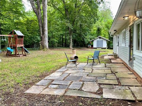 2051 Warrior Dr, Tryon, NC 28782 photo 12