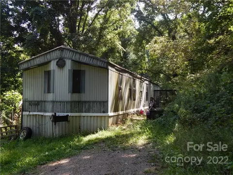 124 Oconeechee Rd, Clyde, NC 28721 photo 12