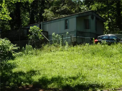 124 Oconeechee Rd, Clyde, NC 28721 photo 13