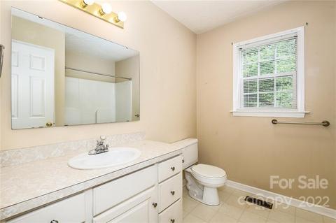 247 Cedar Forest Loop, Hickory, NC 28601 photo 13