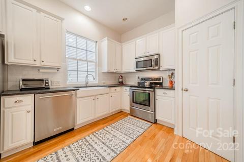 323 Ohenry Ave, Davidson, NC 28036 photo 12
