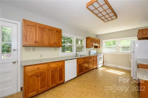 302 Faculty Dr, Wingate, NC 28174 photo 8