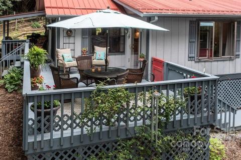 57 Spring Rd, Spruce Pine, NC 28777 photo 2