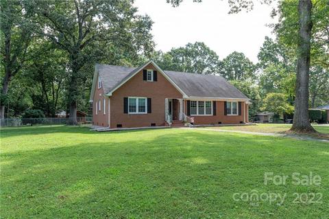 317 Stevens St, Monroe, NC 28112 photo 2