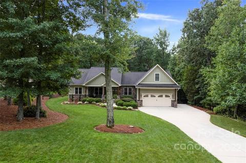 6600 Ridgemont Dr, Denver, NC 28037 photo 2