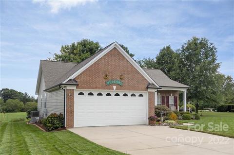 1253 Danielle Downs Ct SE, Concord, NC 28025 photo 4