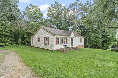 151 Stephens Rd, Morganton, NC 28655 photo 2