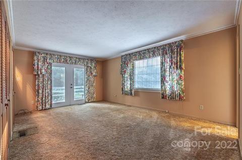 231 Davis Dr, Morganton, NC 28655 photo 11