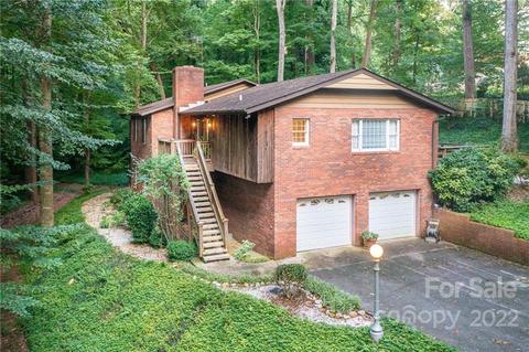 231 Davis Dr, Morganton, NC 28655 photo 2