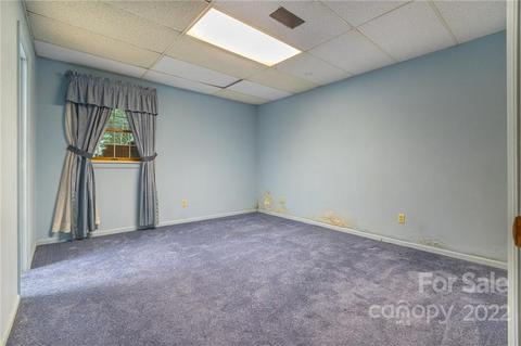 231 Davis Dr, Morganton, NC 28655 photo 17