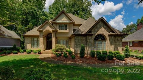 17940 River Ford Dr, Davidson, NC 28036 photo 1