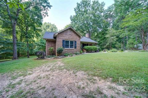 2201 Bearskin Ln, Monroe, NC 28110 photo 2