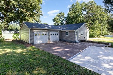 603 Blacksnake Rd, Stanley, NC 28164 photo 1