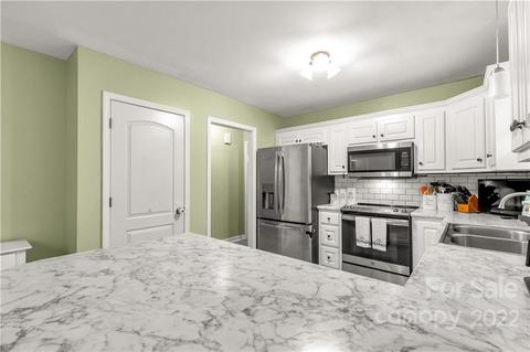 3258 Silver Fox Cir, Lancaster, SC 29720 photo 10