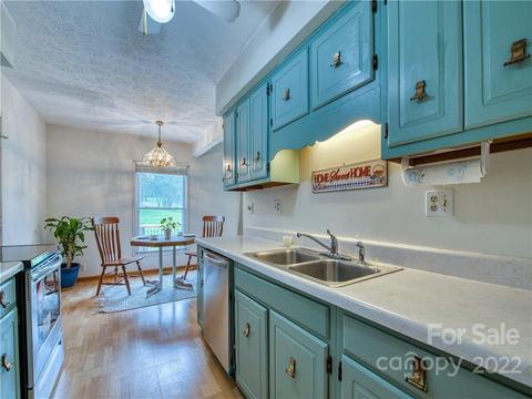 47 Cresthaven Dr, Clyde, NC 28721 photo 16