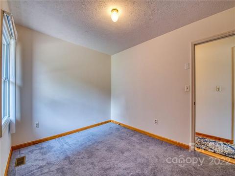 47 Cresthaven Dr, Clyde, NC 28721 photo 26