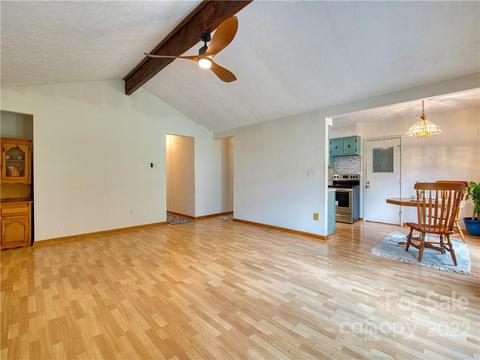 47 Cresthaven Dr, Clyde, NC 28721 photo 12