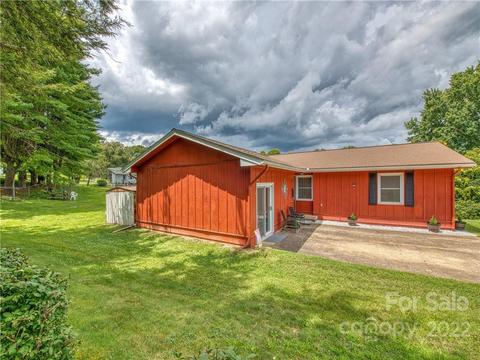 47 Cresthaven Dr, Clyde, NC 28721 photo 2
