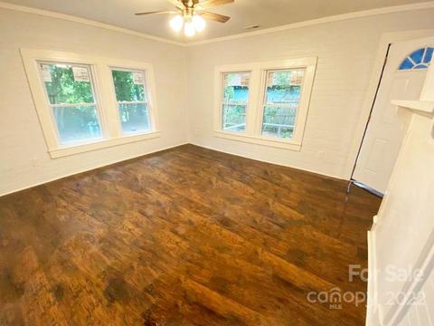 213 S York St, Lancaster, SC 29720 photo 7